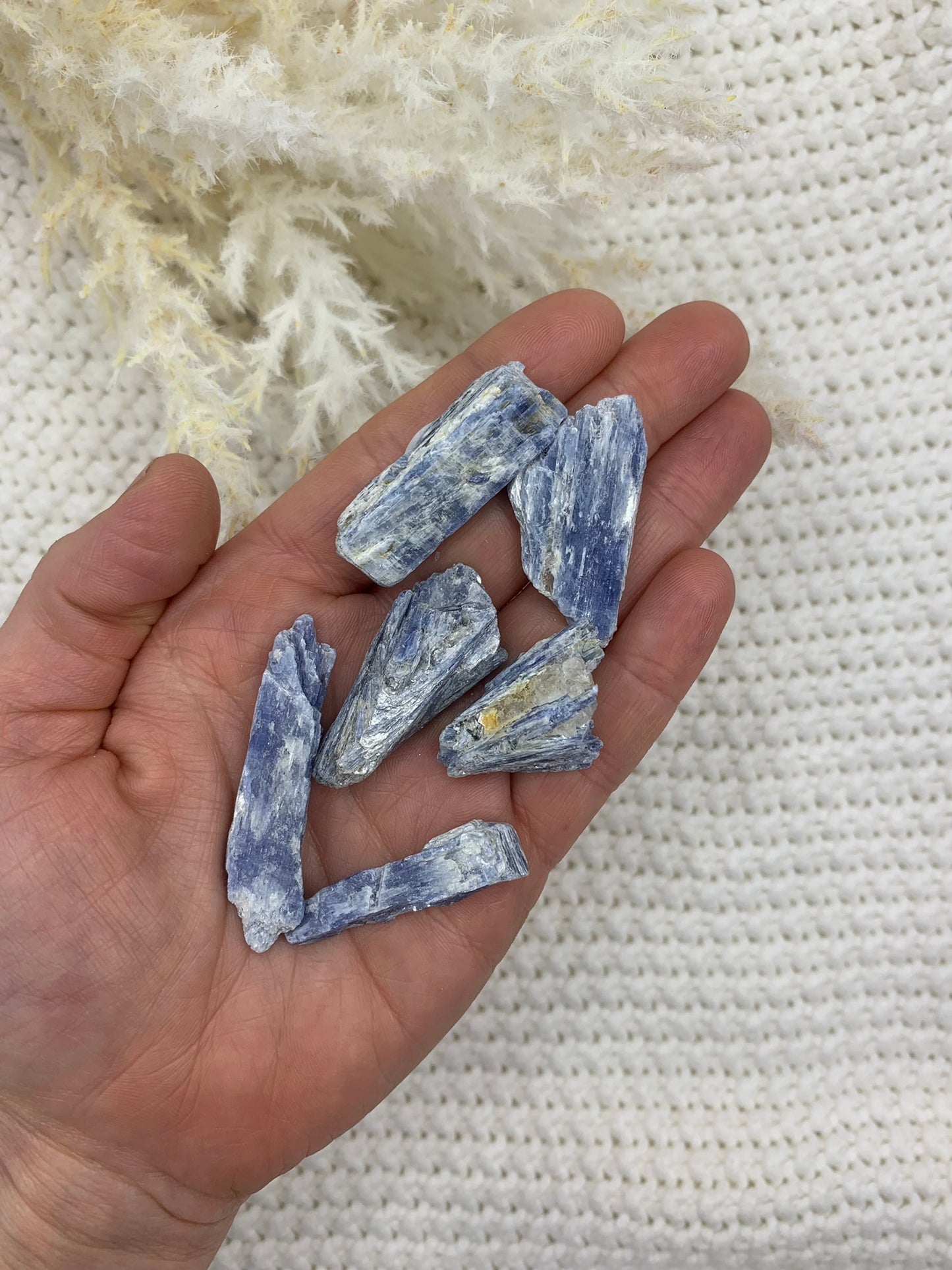 Blue Kyanite - Raw (small) - Connect | Attune | Soothe